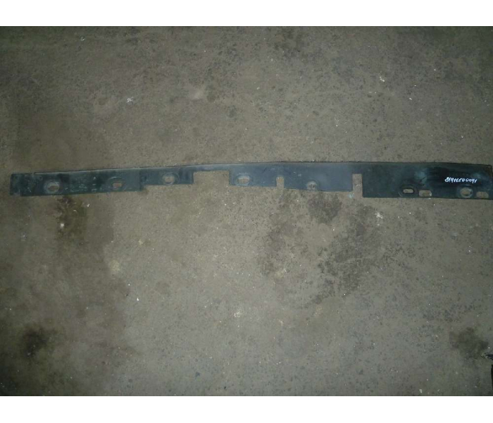 Спойлер переднего бампера MAN TGX TGS (левая) (Б.У)