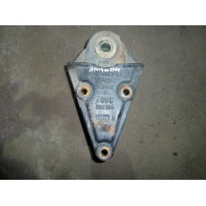 Кронштейн передней рессоры MAN TGX (Б.У)