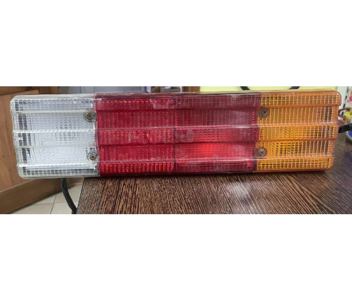 Фонарь задний  Mercedes-Benz Vario (с задним ходом ) (Б.У)