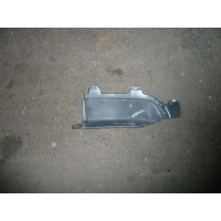 Накладка бампера верхня правая Mercedes-Benz  Axor (дефект) (Б.У)