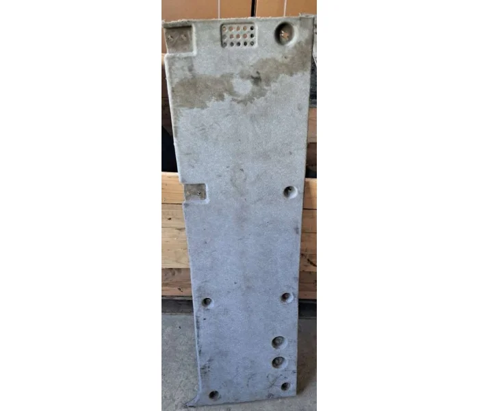 Обшивка боковая левая MAN M2000. F2000. (Б.У)